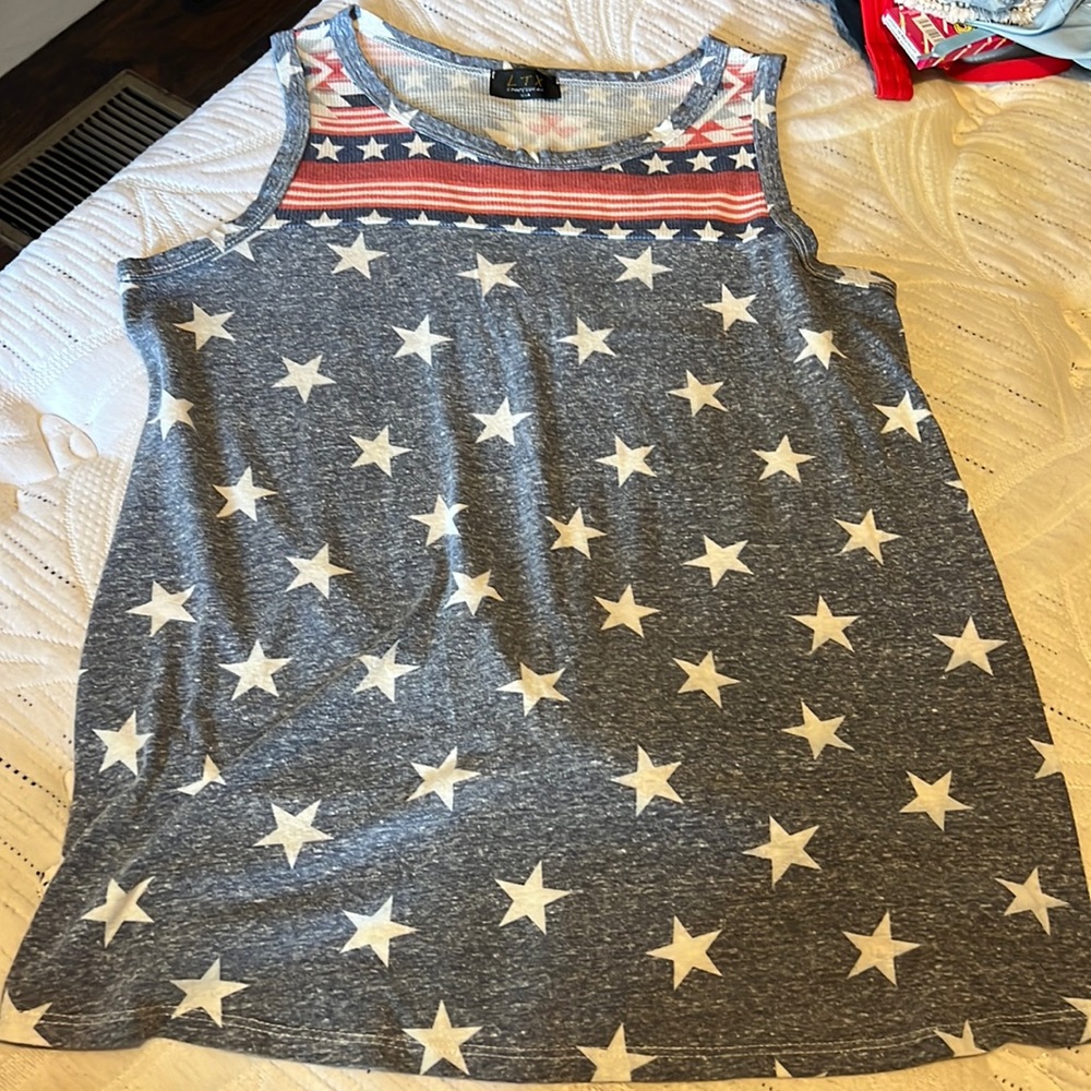 tank top size: L